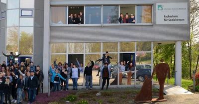 FS Neckarbischofsheim Gebäude.JPG