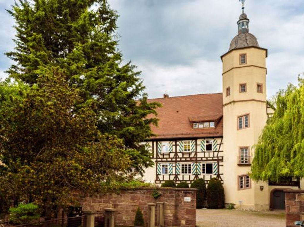 Niefernburg-1-07210a0c.jpg