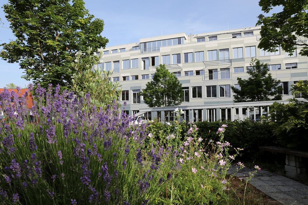 Hildegard Burjan Schulen für soziale Berufe Stuttgart - Katholische Fachschule für Sozialpädagogik und Berufsfachschule für Sozialpädagogische Assistenz
