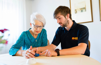 ASB Bild Mann und Frau.PNG