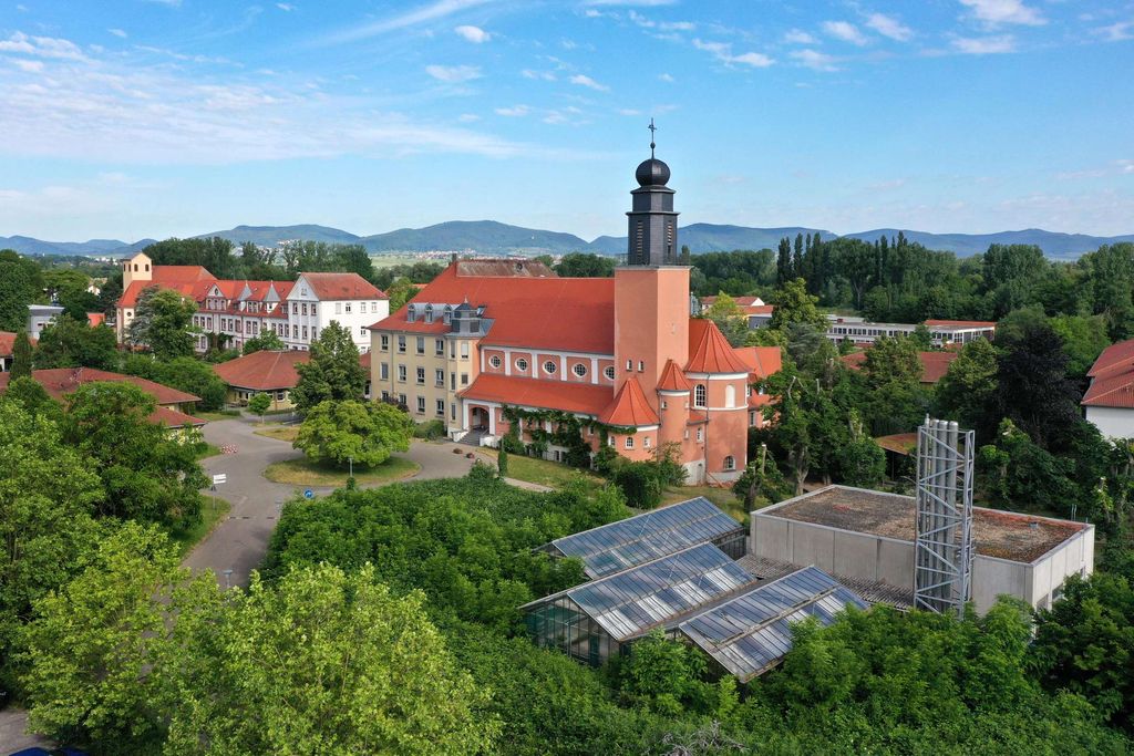 Caritas-Förderzentrum St. Laurentius und Paulus; Standort Landau