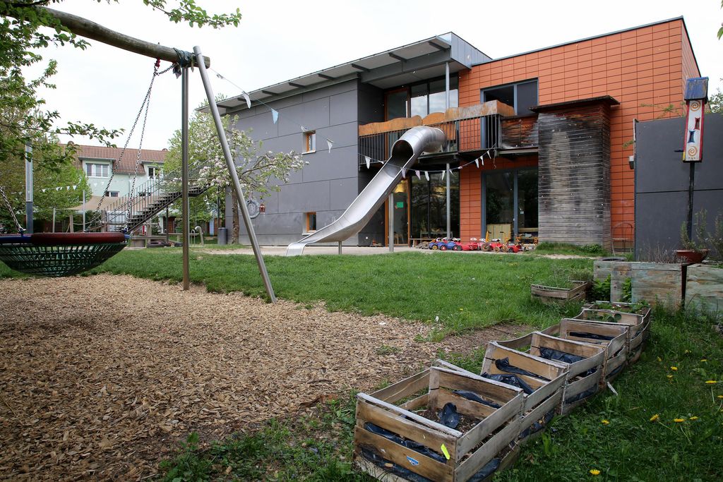 element-i Kinderhaus Junges Gemüse